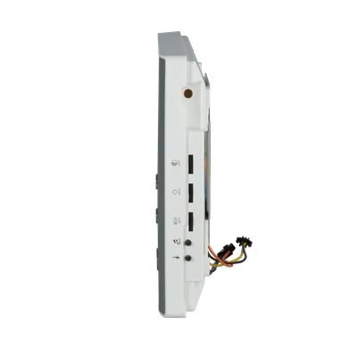 *WIDEOMONITOR 7 CALI LCD   TYP: VP-F690